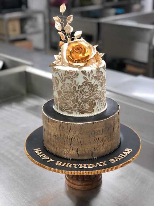 gold-floral-luxury-collection-cake