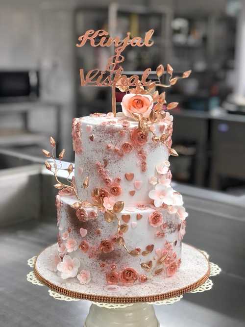 Pink-Premium-Collection-Cake