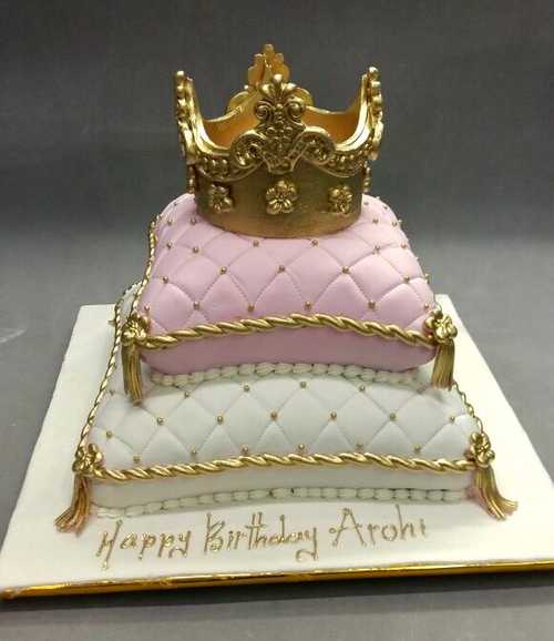 Crown Theme Cake