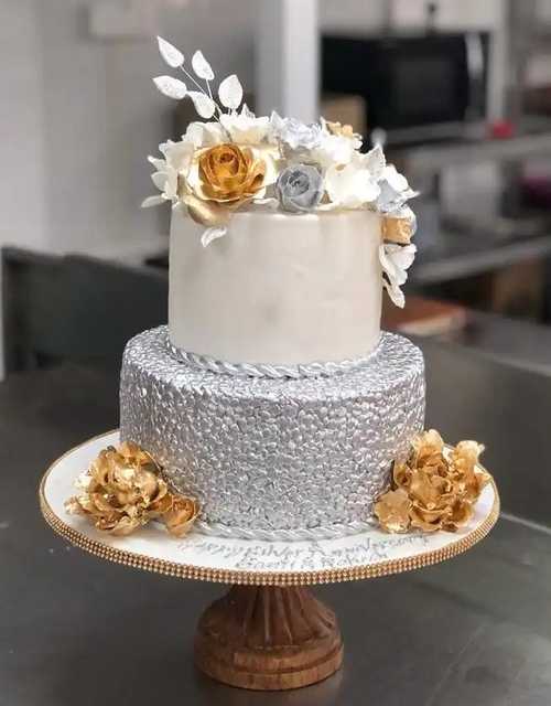 Custom-Wedding-Cake-Online